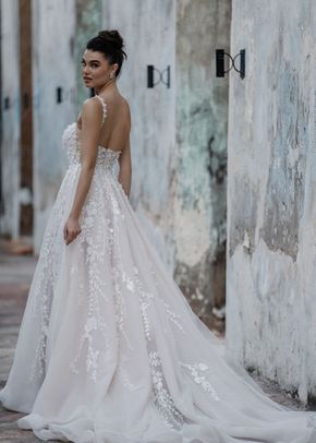 C656, Allure Bridals