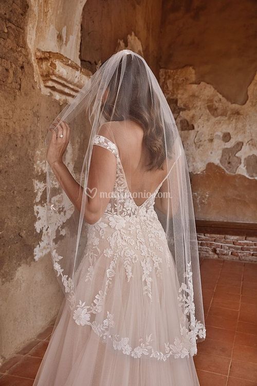 LENA, Casablanca Bridal