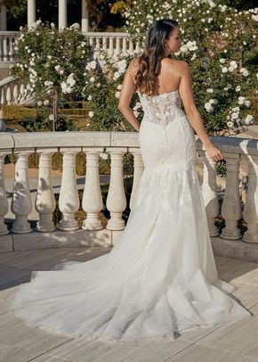 LEANNA, Casablanca Bridal