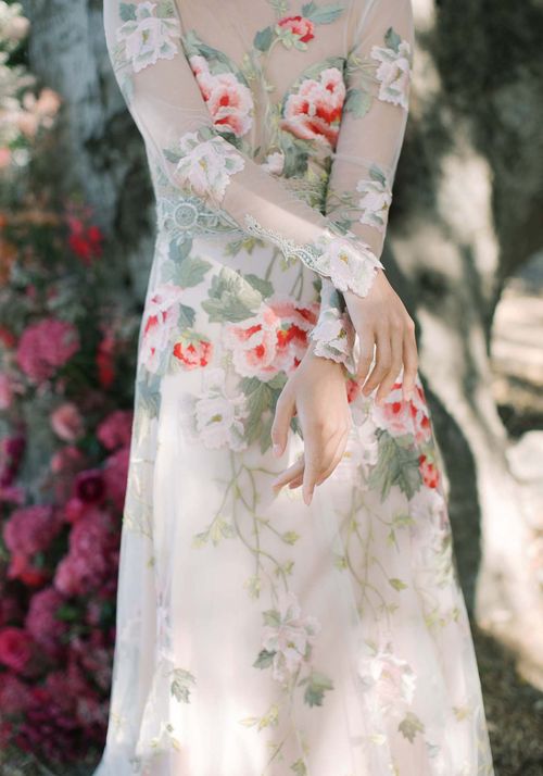 FLORA, Claire Pettibone