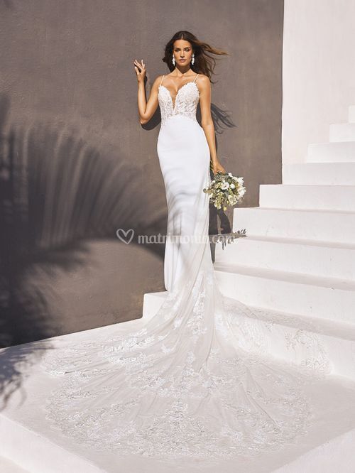 izara, Pronovias