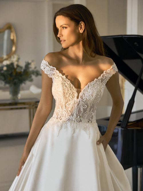 charleston, Pronovias