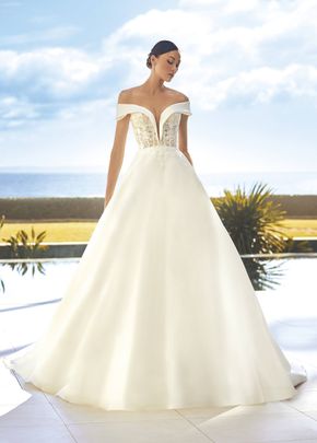 adele, Pronovias