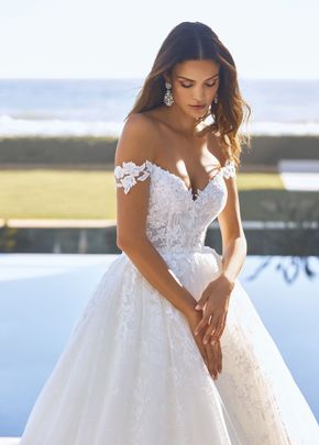 delphine, Pronovias