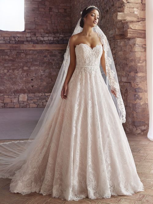 V-2217, Pronovias