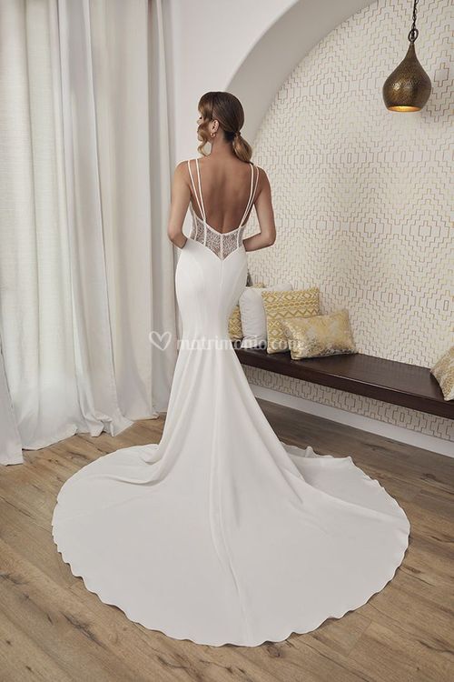 SELENA, Casablanca Bridal