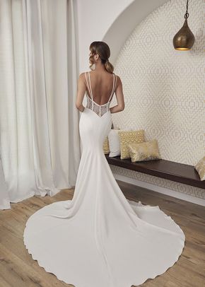 SELENA, Casablanca Bridal