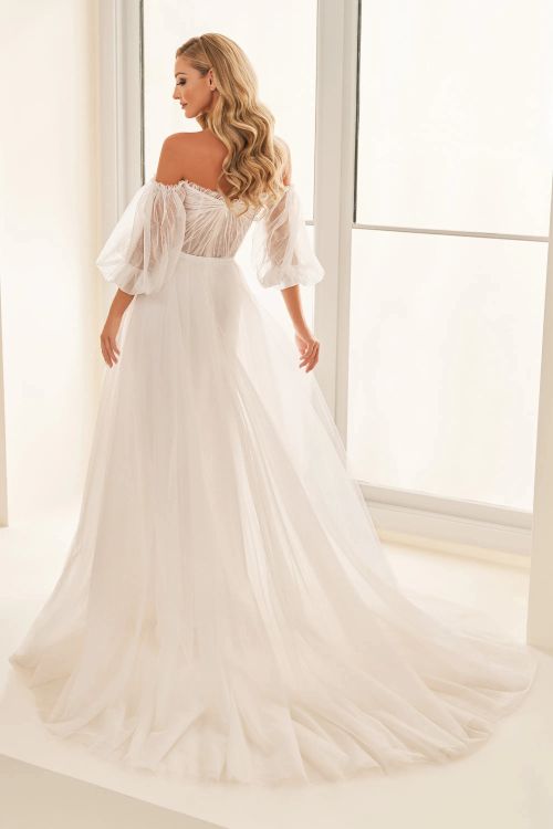 E2520, Mon Cheri Bridals