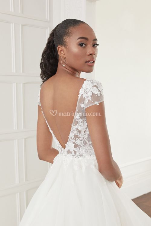 44359, Sincerity Bridal