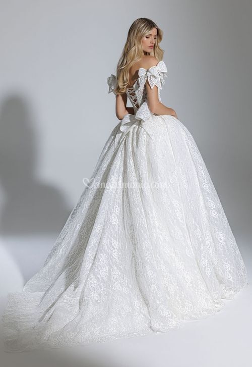 4966, Pnina Tornai