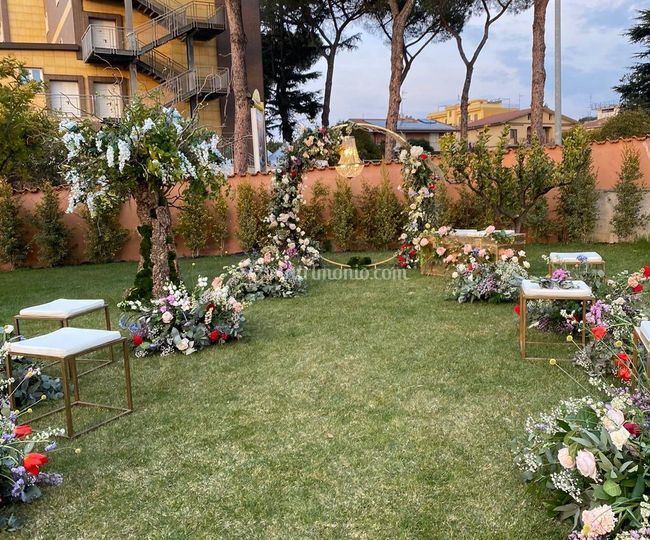 Daniele Flower Designer