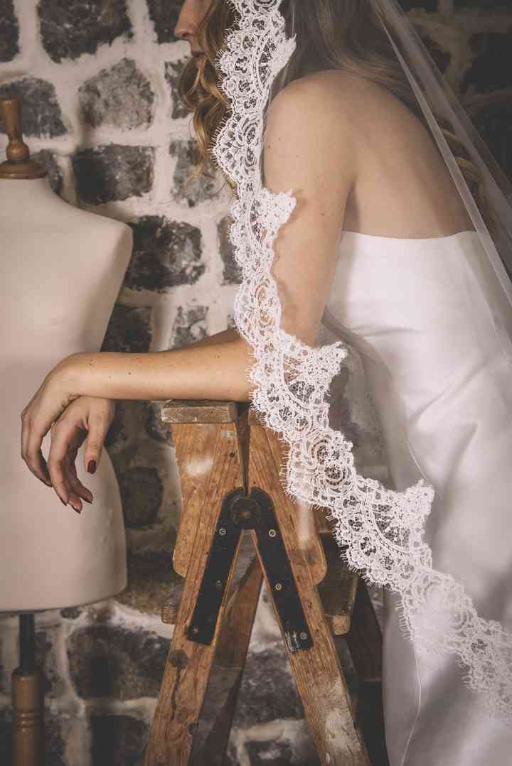 Velo da sposa in stile mantiglia spagnola