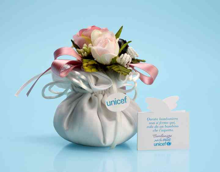 Partecipazioni Matrimonio Unicef.Bomboniere Unicef Una Scelta Per La Vita