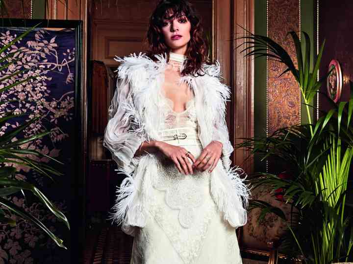 Scarpe Sposa Yolan Cris.Vestiti Da Sposa Yolan Cris Un Viaggio All Insegna Del Bohemien