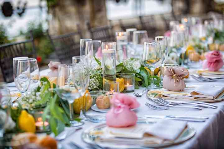 modi originali per decorare tavoli del vostro banchetto