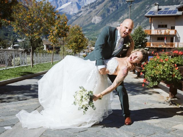 Il matrimonio di Simone e Valentina a Courmayeur, Aosta 43