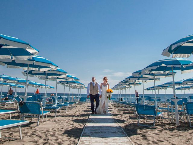 Il matrimonio di Massimiliano e Serena a Carrara, Massa Carrara 41