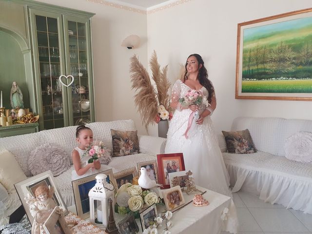 Il matrimonio di Massimiliano  e Laura  a Fasano, Brindisi 11