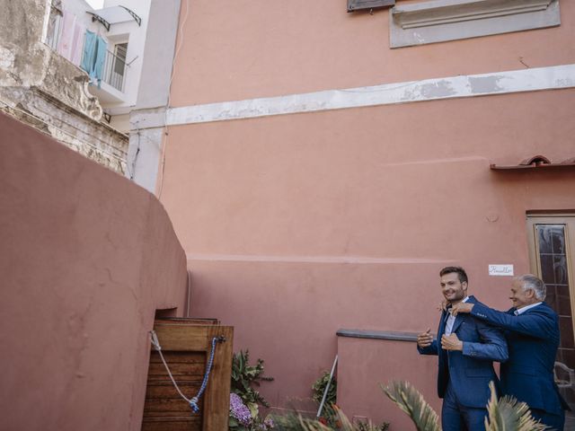 Il matrimonio di Pietro e Barbara a Procida, Napoli 19