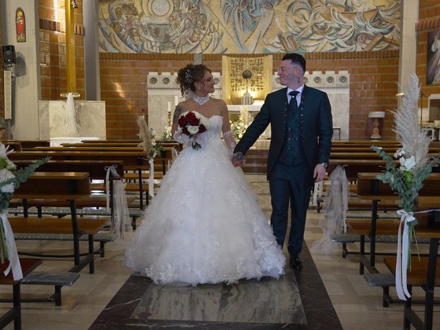 Il matrimonio di Luciano e Marianeve a Civitanova Marche, Macerata 6