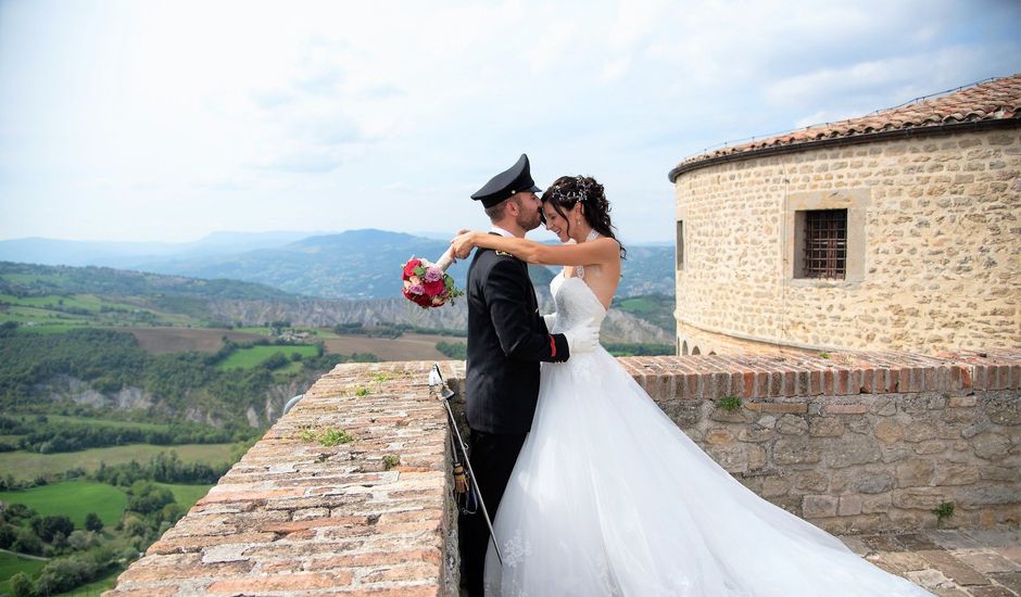 Il matrimonio di Nicola e Valentina a San Leo, Pesaro - Urbino