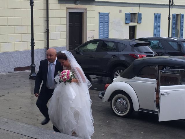 Il matrimonio di Massimo  e Paola a Turate, Como 24