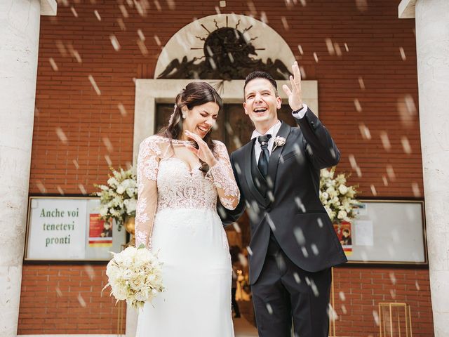 Il matrimonio di Valentino e Francesca a Mosciano Sant'Angelo, Teramo 39