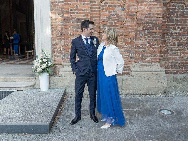 Il matrimonio di Giacomo e Silvia a Pessano con Bornago, Milano 15