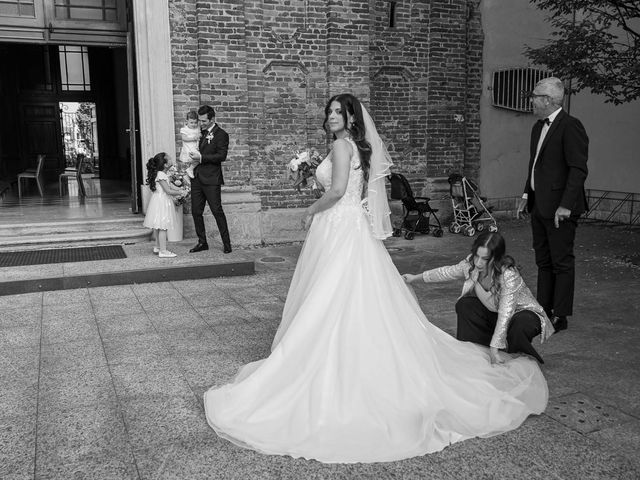 Il matrimonio di Giacomo e Silvia a Pessano con Bornago, Milano 20