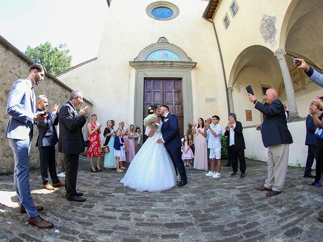 Il matrimonio di Maria e Luigi a Bibbiena, Arezzo 21