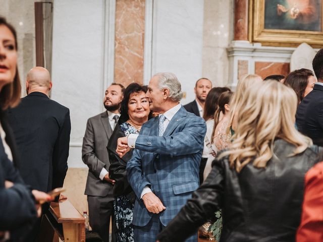 Il matrimonio di Fabiana e Dario a Napoli, Napoli 17