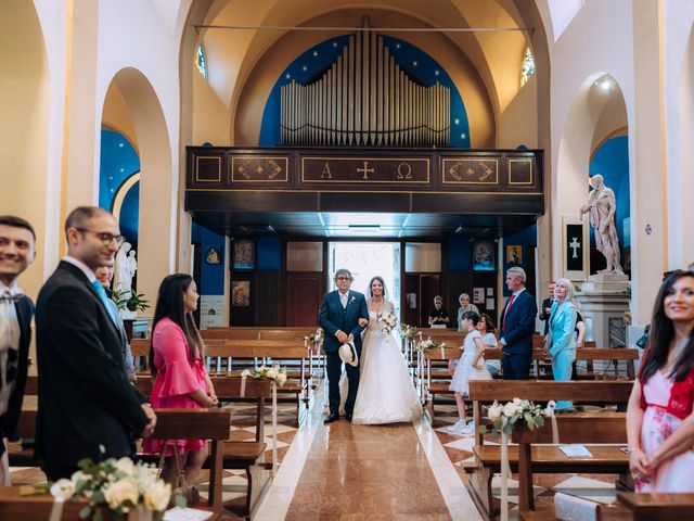 Il matrimonio di Simone e Federica a Cerro Maggiore, Milano 24