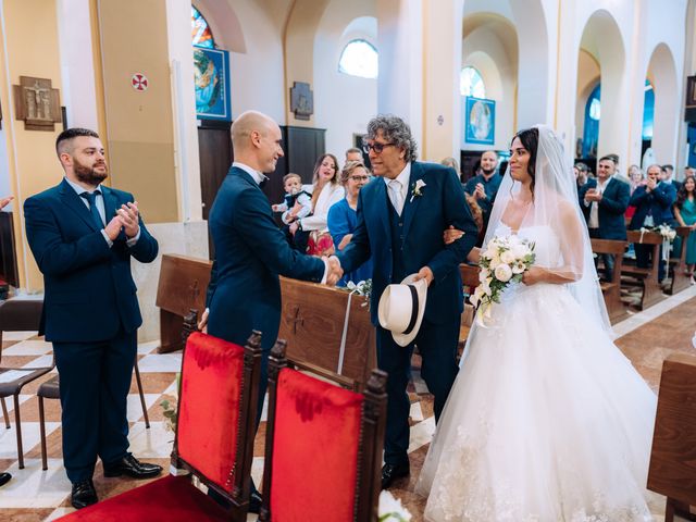 Il matrimonio di Simone e Federica a Cerro Maggiore, Milano 26