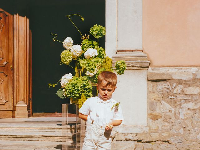 Il matrimonio di Mattia e Carmen a Azzate, Varese 32