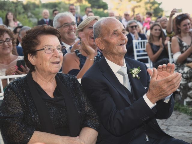 Il matrimonio di Enrico e Sara a Gagliano del Capo, Lecce 8