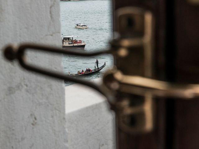 Il matrimonio di Riccardo e Carlotta a Venezia, Venezia 10