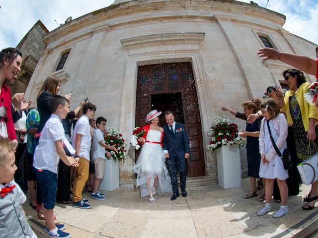 Il matrimonio di Nico e Laura a Cisternino, Brindisi 31
