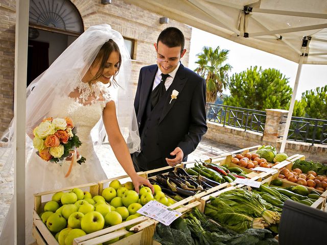 Il matrimonio di Mirko e Giada a Altidona, Fermo 34