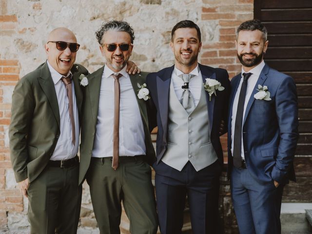 Il matrimonio di Raffaele e Giulia a Castelnuovo Berardenga, Siena 53