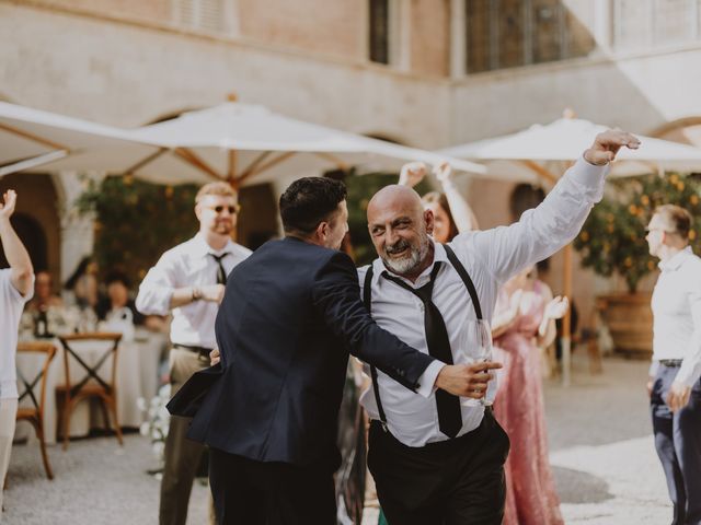 Il matrimonio di Raffaele e Giulia a Castelnuovo Berardenga, Siena 149