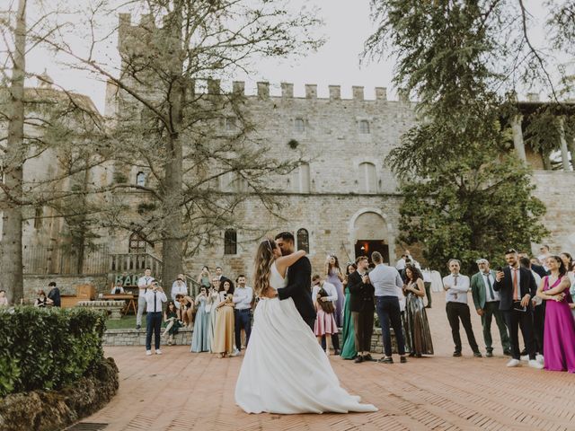 Il matrimonio di Raffaele e Giulia a Castelnuovo Berardenga, Siena 172