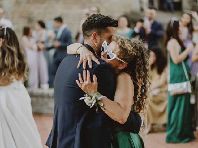 Il matrimonio di Raffaele e Giulia a Castelnuovo Berardenga, Siena 178