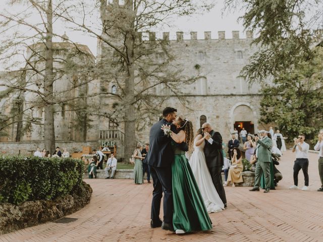 Il matrimonio di Raffaele e Giulia a Castelnuovo Berardenga, Siena 181