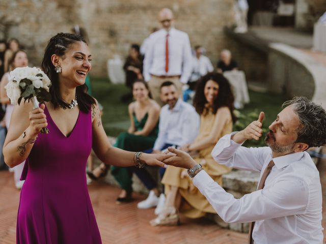 Il matrimonio di Raffaele e Giulia a Castelnuovo Berardenga, Siena 185