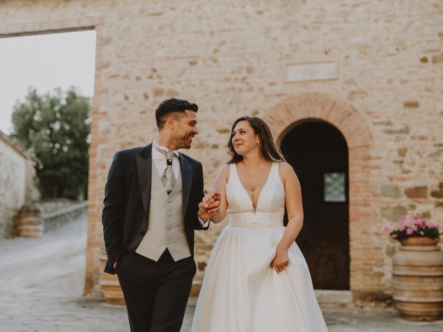 Il matrimonio di Raffaele e Giulia a Castelnuovo Berardenga, Siena 198