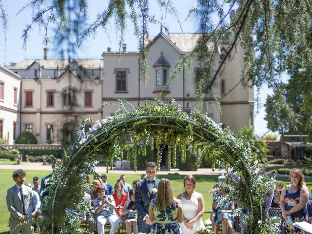 Il matrimonio di Davide e Vanessa a Oleggio Castello, Novara 25