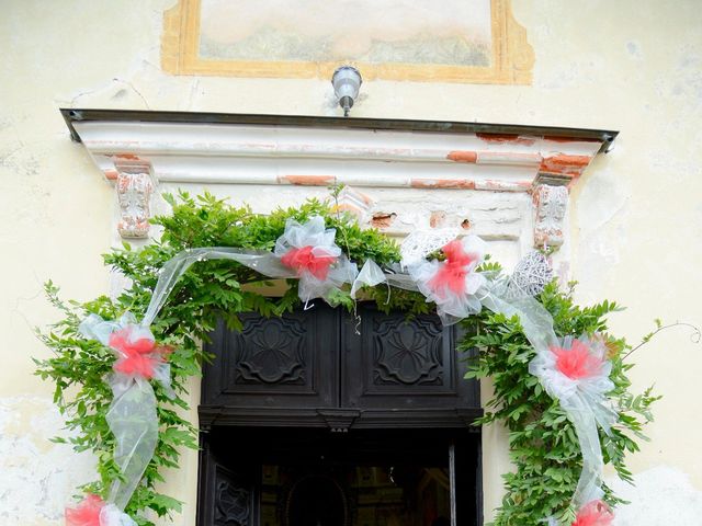 Il matrimonio di Simone e Elena a Traversella, Torino 19