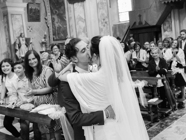 Il matrimonio di Simone e Elena a Traversella, Torino 22