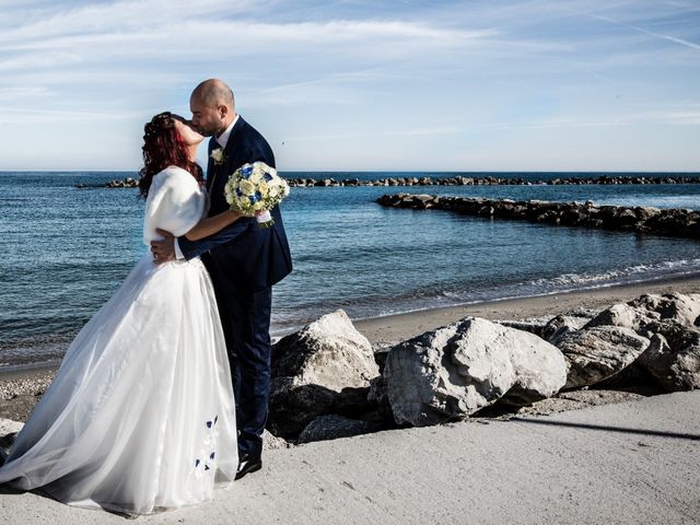 Il matrimonio di Emanuela e Matteo a Porto Sant&apos;Elpidio, Fermo 52