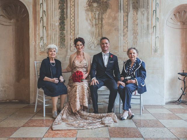 Il matrimonio di Nicola e Erika a Roncoferraro, Mantova 19